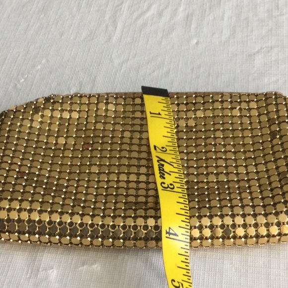 Chic Gold Mesh Wristlet - Picture 3 of 6